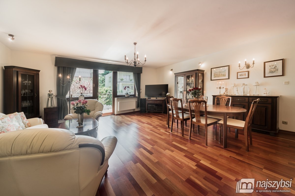 Międzyzdroje - szeregowiec z pokojami na wynajem (1)