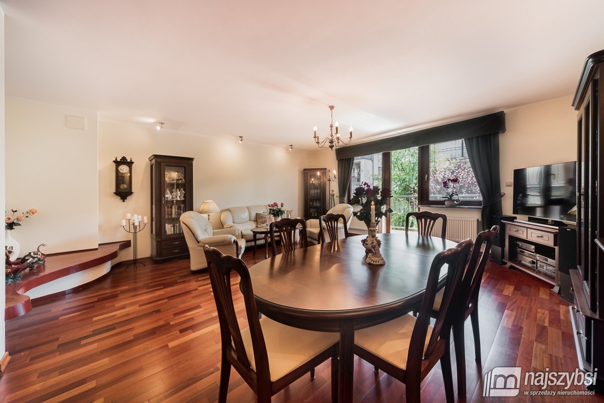 Międzyzdroje - szeregowiec z pokojami na wynajem (2)