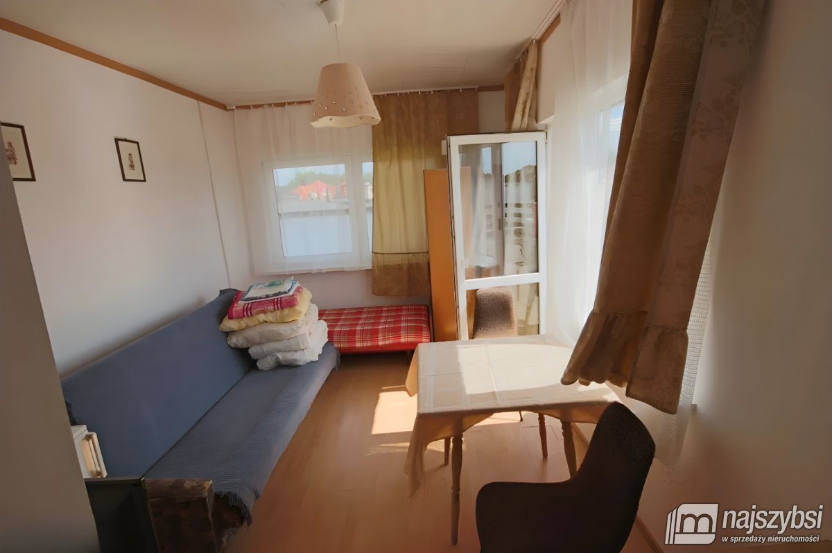 Międzywodzie- duży pensjonat z potencjałem  (3)