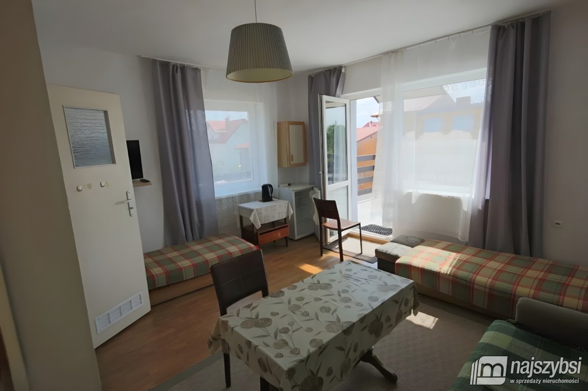 Międzywodzie- duży pensjonat z potencjałem  (6)