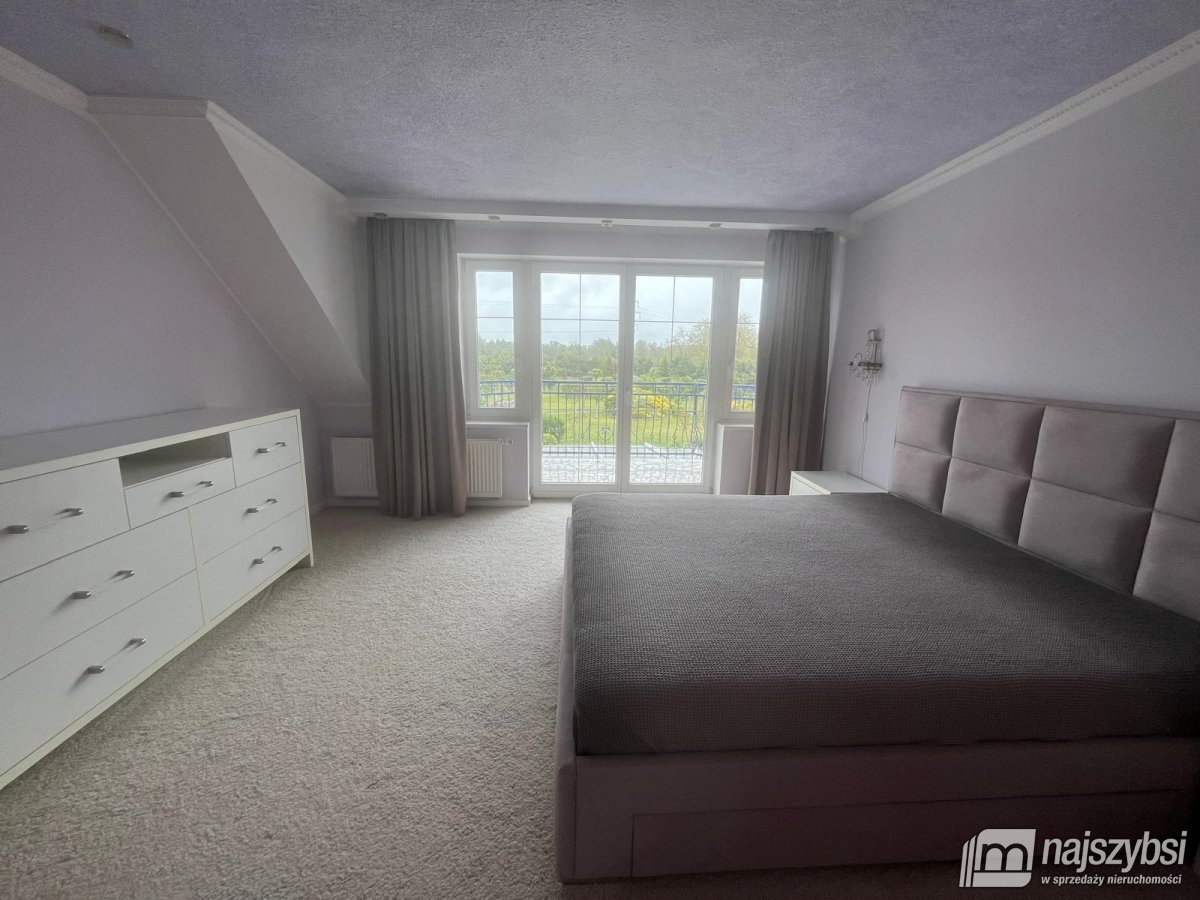 Stargard - posiadłość  w cichej okolicy miasta  (10)