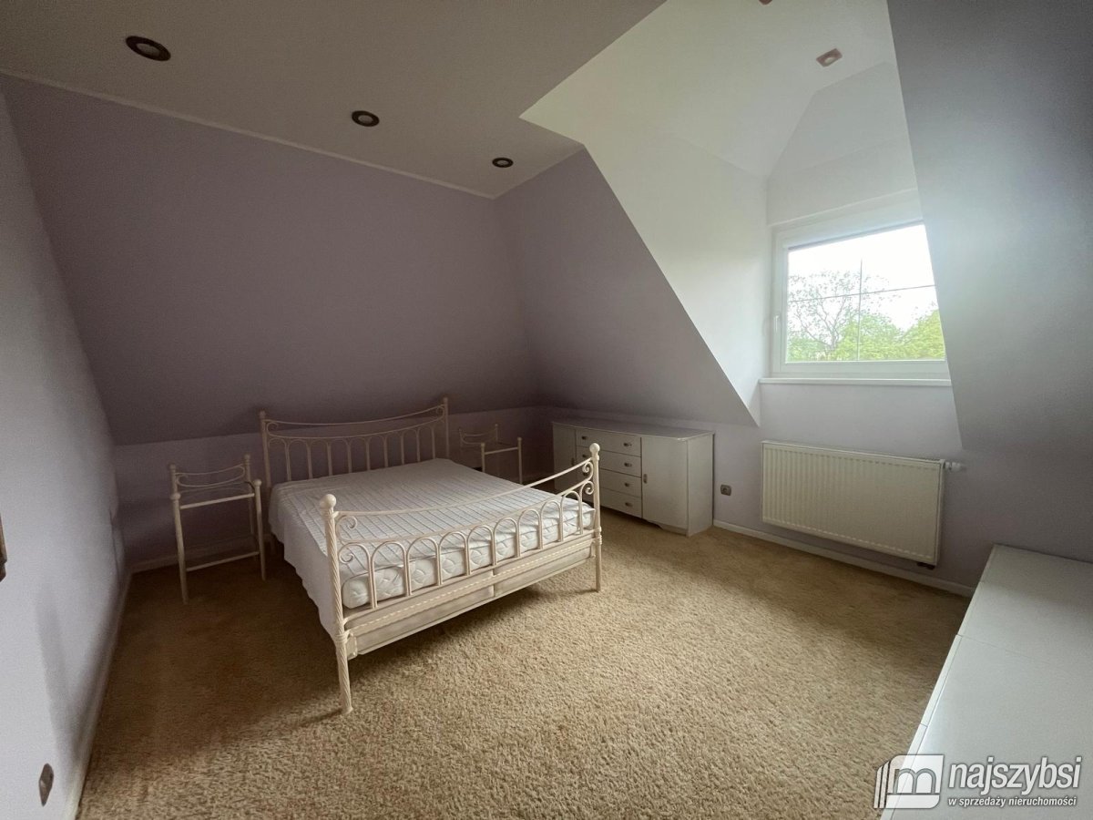 Stargard - posiadłość  w cichej okolicy miasta  (8)