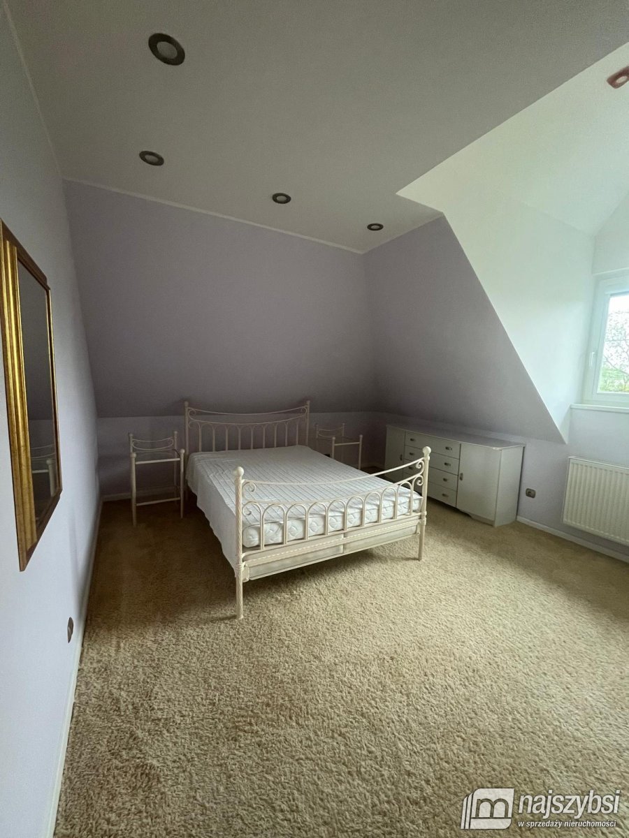 Stargard - posiadłość  w cichej okolicy miasta  (9)