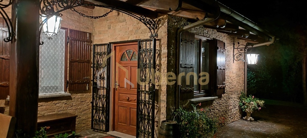 Dom z ogrodem w  Gerano, 40 km od Rzym, sprzedaż. (4)