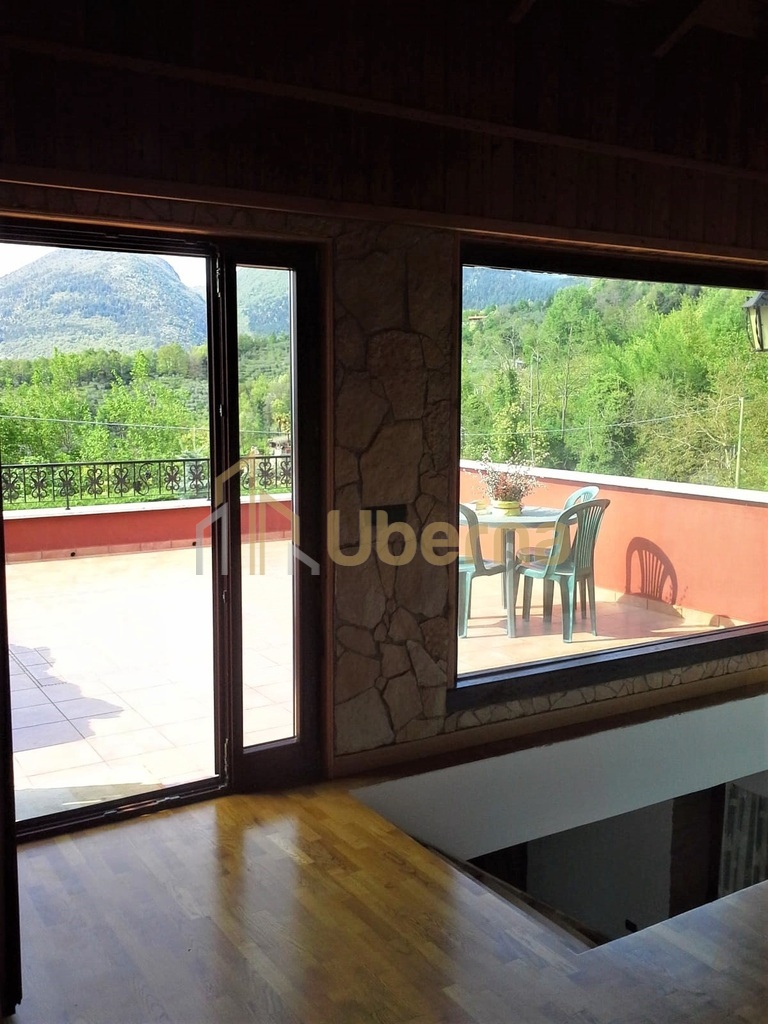 Dom z ogrodem w  Gerano, 40 km od Rzym, sprzedaż. (27)