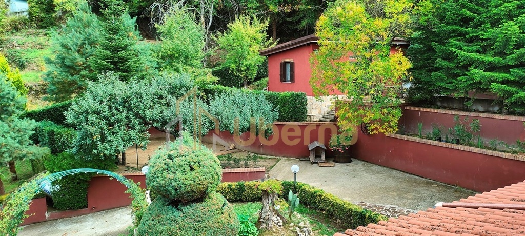 Dom z ogrodem w  Gerano, 40 km od Rzym, sprzedaż. (17)