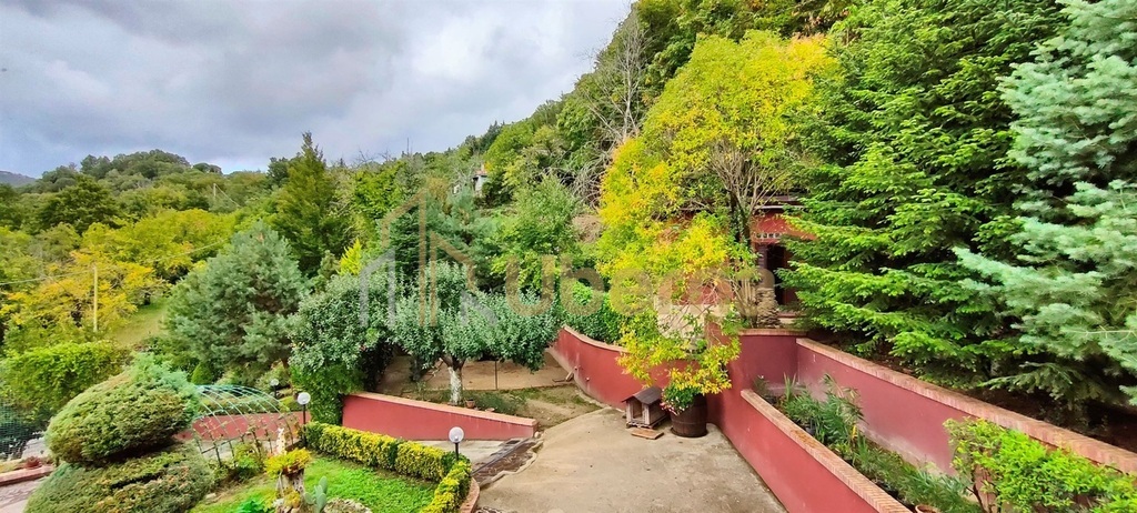 Dom z ogrodem w  Gerano, 40 km od Rzym, sprzedaż. (29)