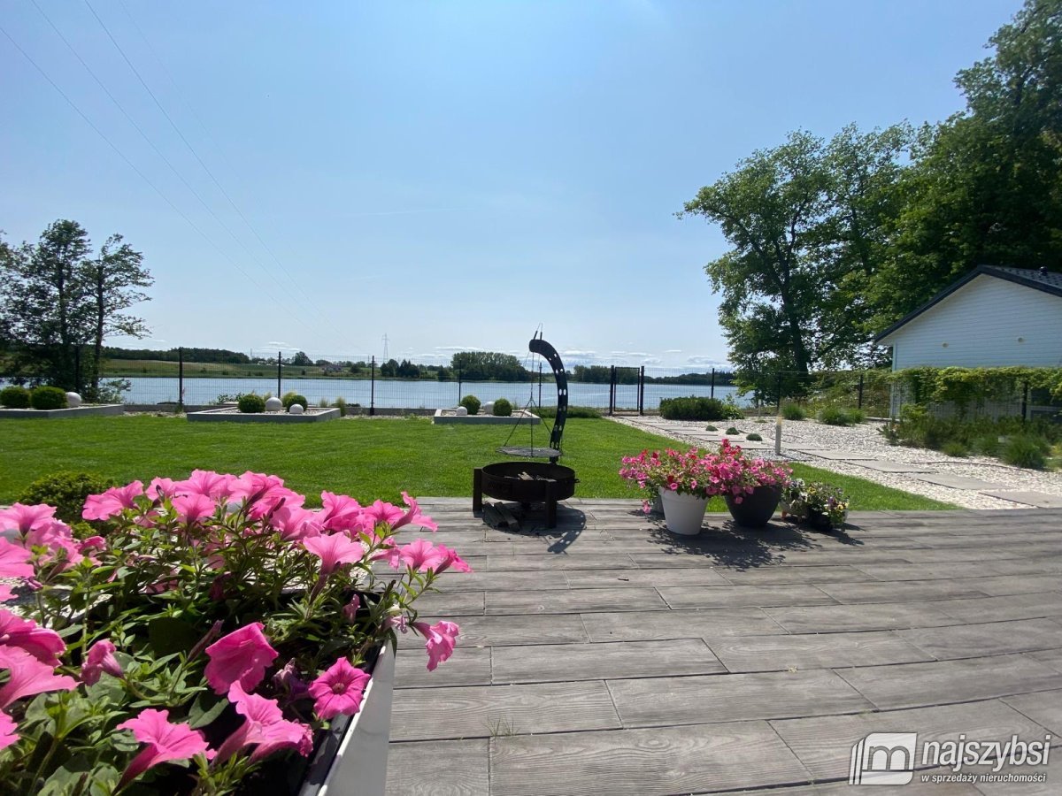 Nowogard- dom z widokiem na jezioro (4)