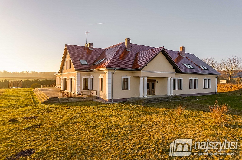 Stare Czarnowo- posiadłość idealna pod inwestycję (11)