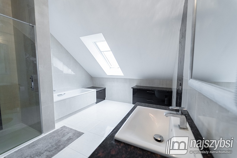 Stare Czarnowo- posiadłość idealna pod inwestycję (38)