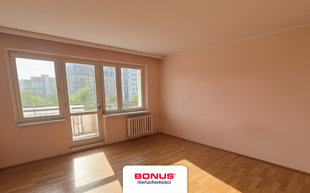 Duża Loggia W Zielonej Okolicy (2)