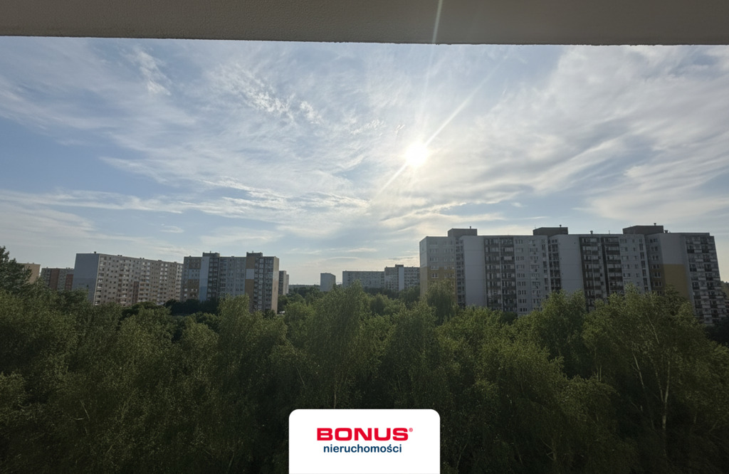 Duża Loggia W Zielonej Okolicy (1)