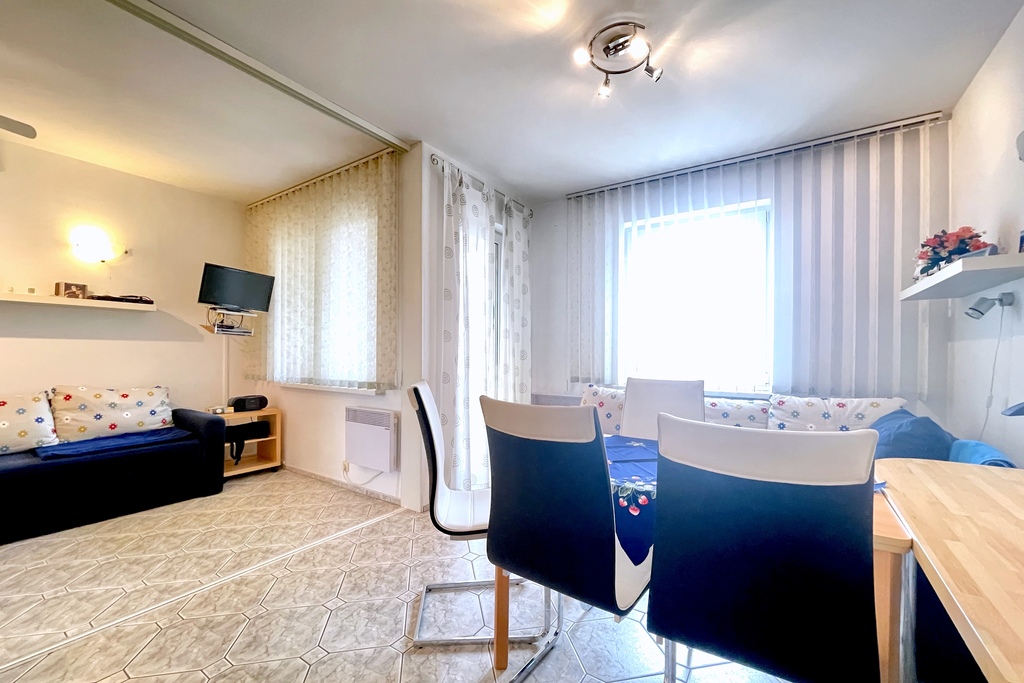 Słoneczne mieszkanie 2 pokojowe w porcie (2)