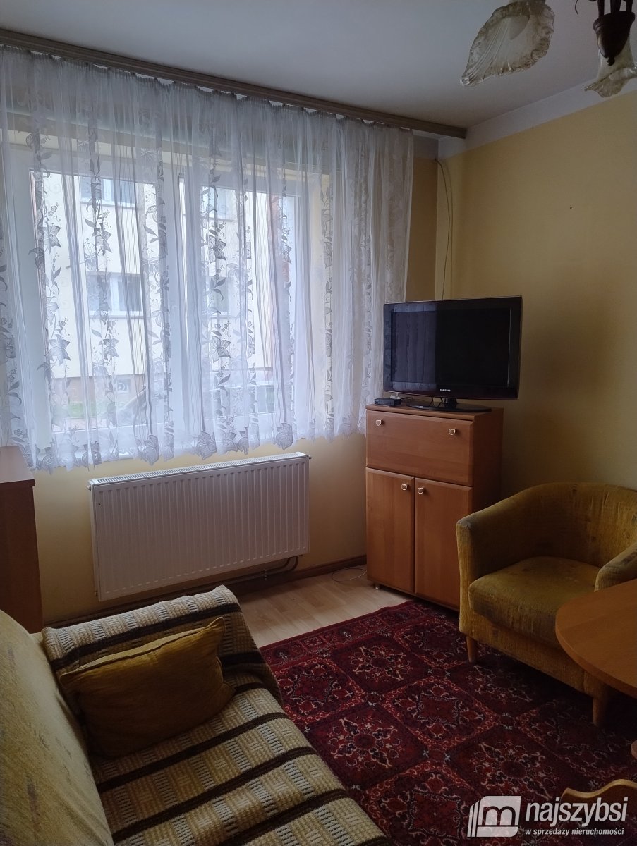 PŁOTY - MIESZKANIE 2 POKOJOWE W CENTRUM MIASTA (3)