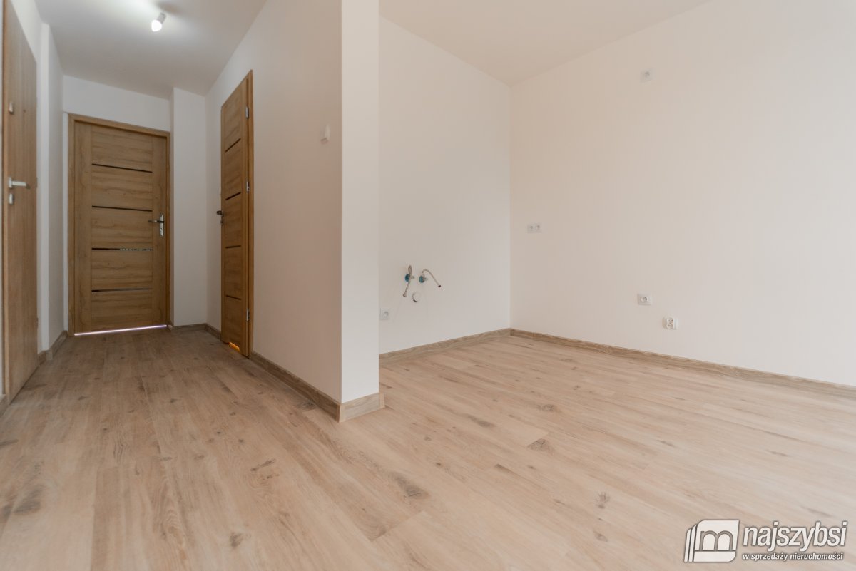 Radowo Małe - 2 pokoje po generalnym remoncie (13)