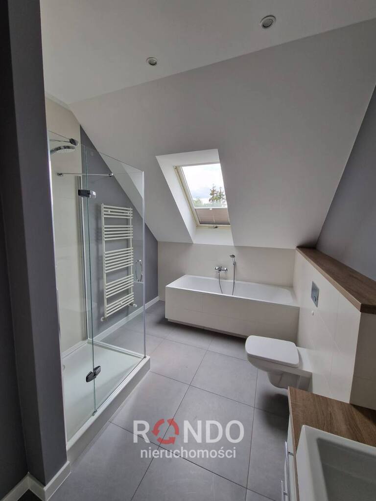 Dwupoziomowe mieszkanie  przy ul. Okulickiej (9)