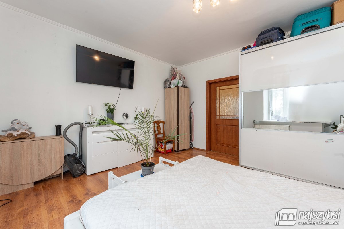 Płoty- Mieszkanie 3 pok z garażem  (12)