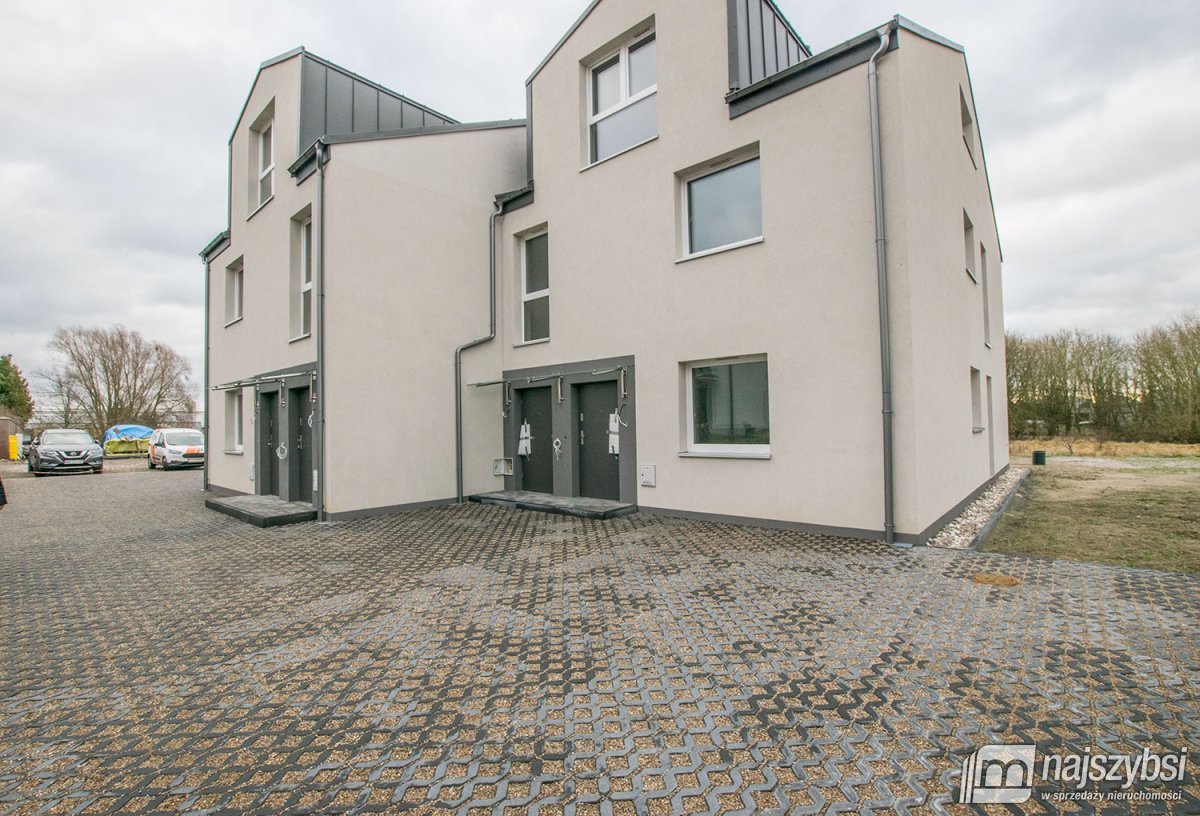 Przylep - dwupoziomowy apartament   z ogródkiem  (20)