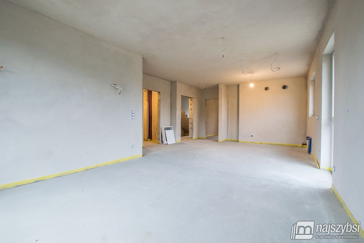 Przylep - dwupoziomowy apartament   z ogródkiem  (3)