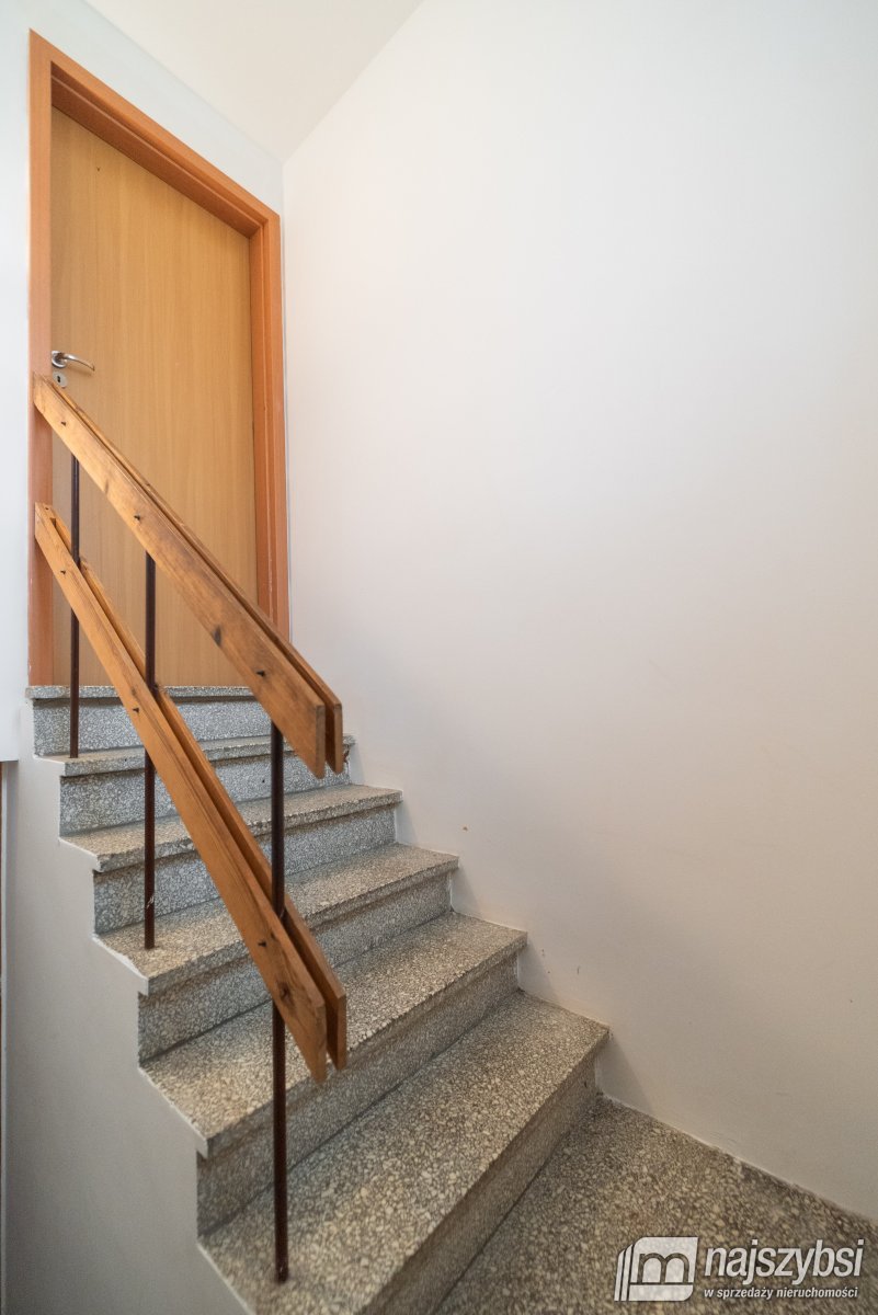 Nowogard - dom wolnostojący w centrum miasta (13)