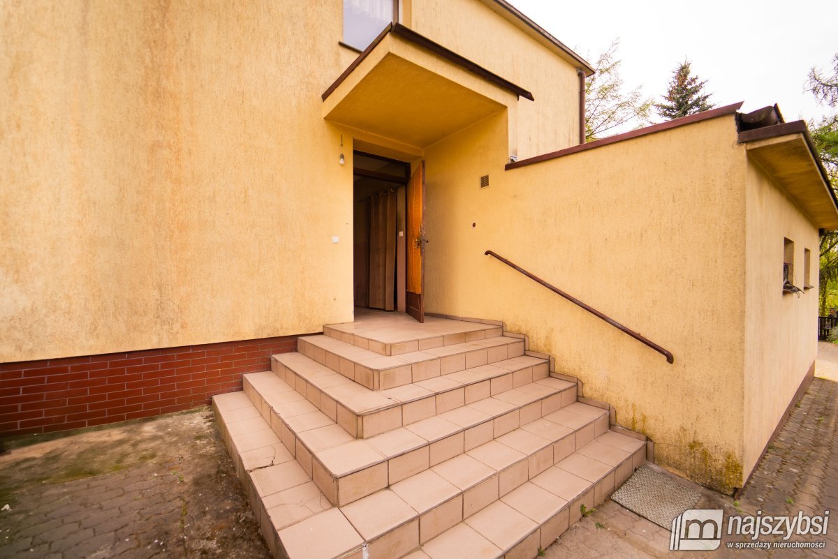 Nowogard - dom wolnostojący w centrum miasta (22)