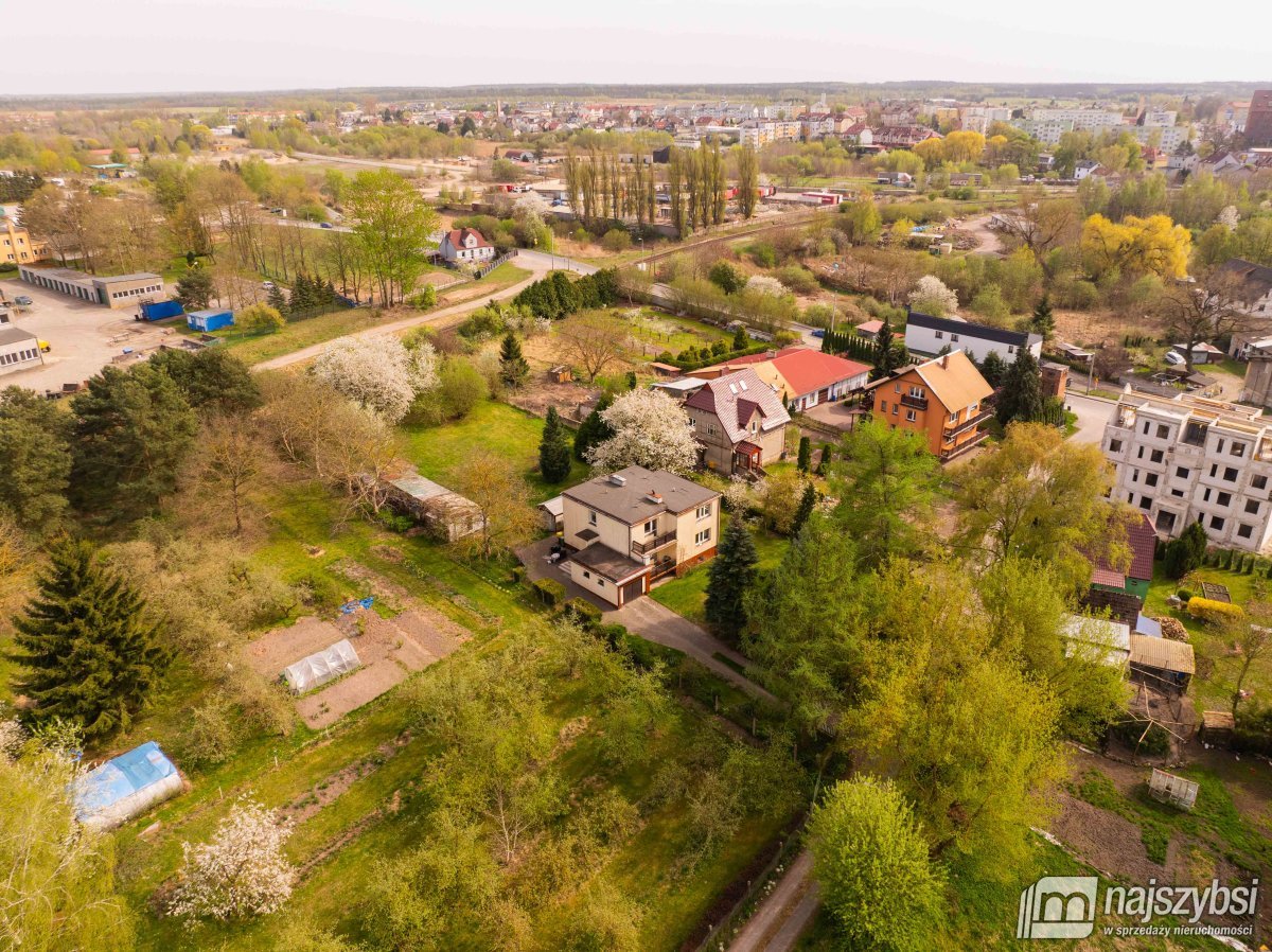 Nowogard - dom wolnostojący w centrum miasta (3)