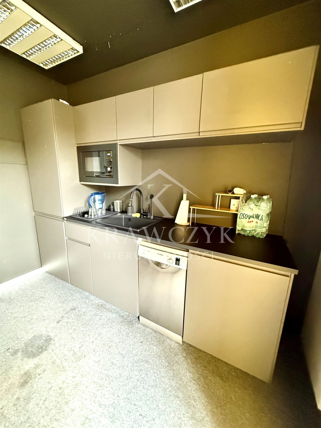 STARE MIASTO - LOKAL - WYSOKI STANDARD (5)