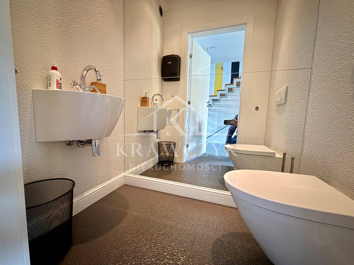 STARE MIASTO - LOKAL - WYSOKI STANDARD (8)