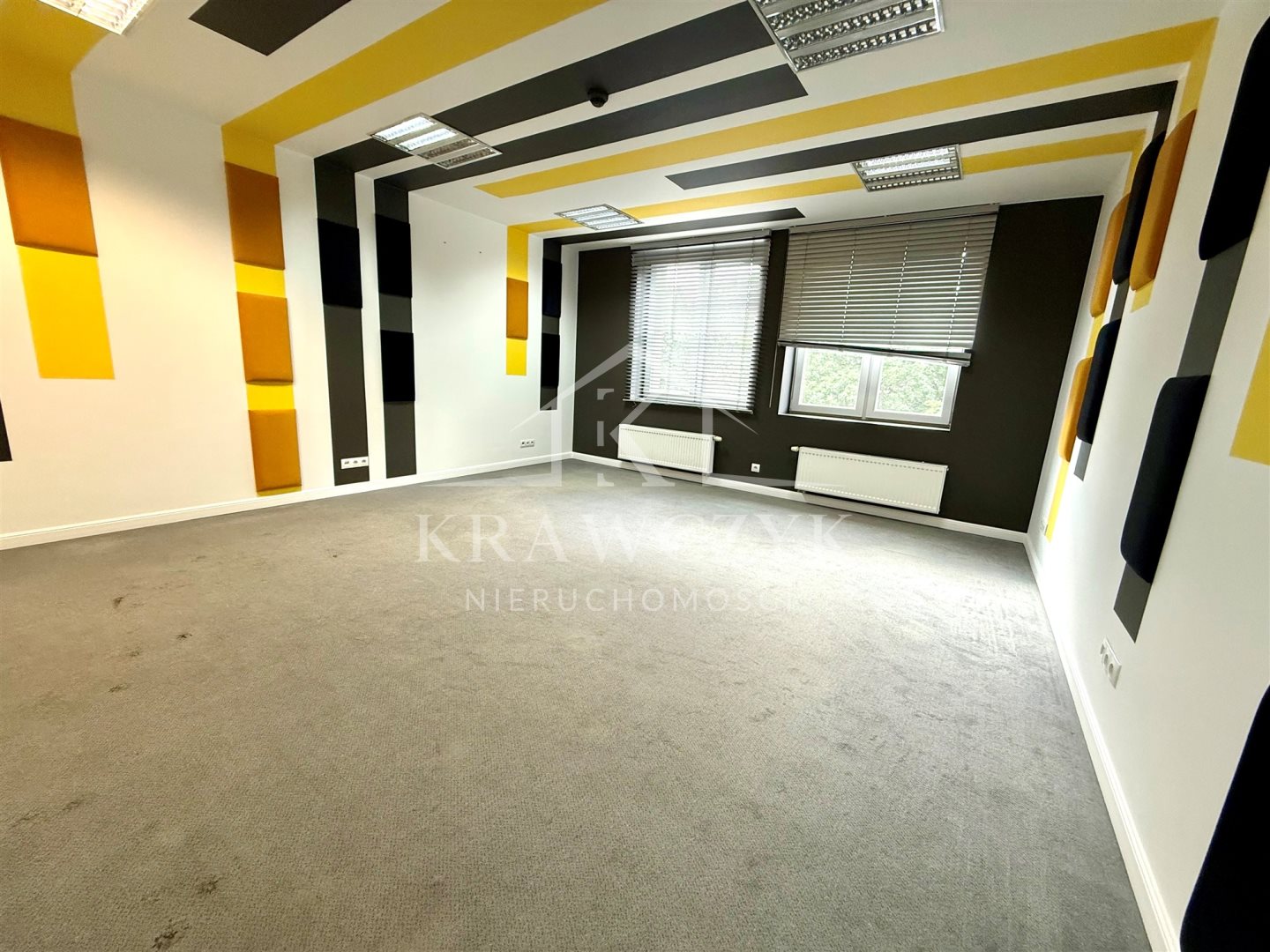 LOKAL BIUROWY - STARE MIASTO - WYSOKI STANDARD (1)