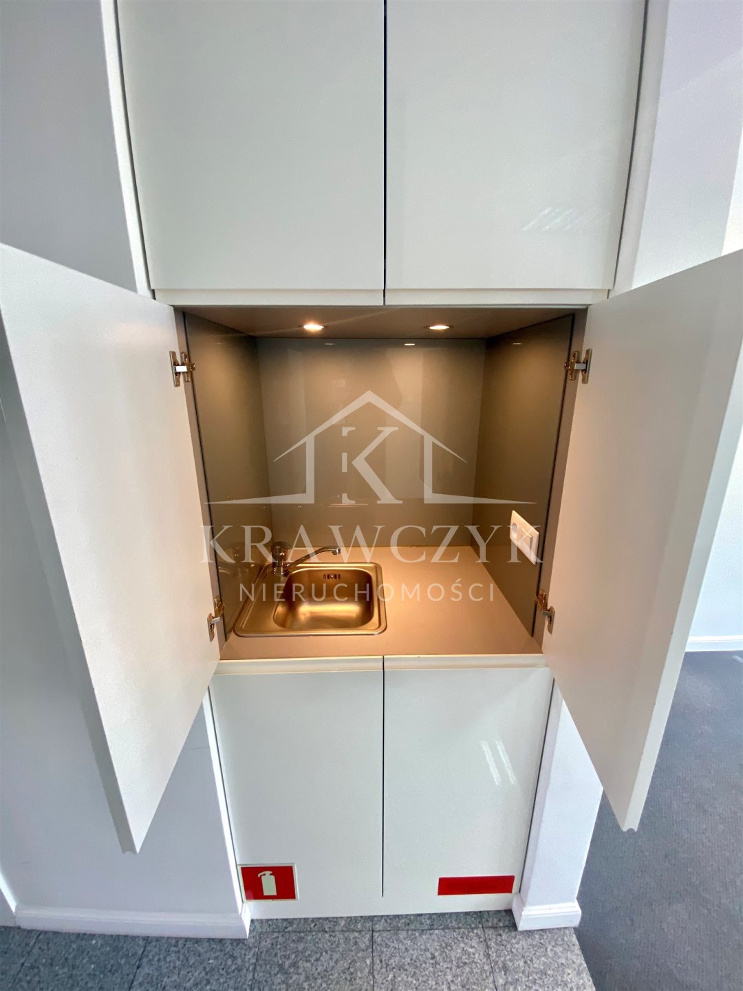 LOKAL BIUROWY - STARE MIASTO - WYSOKI STANDARD (5)