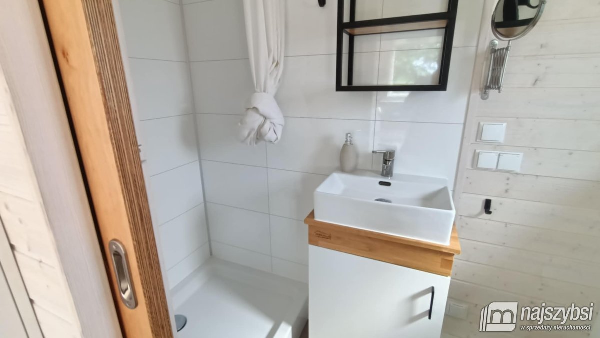 Strzeszów -dwa domki letniskowe 50m od jeziora (16)