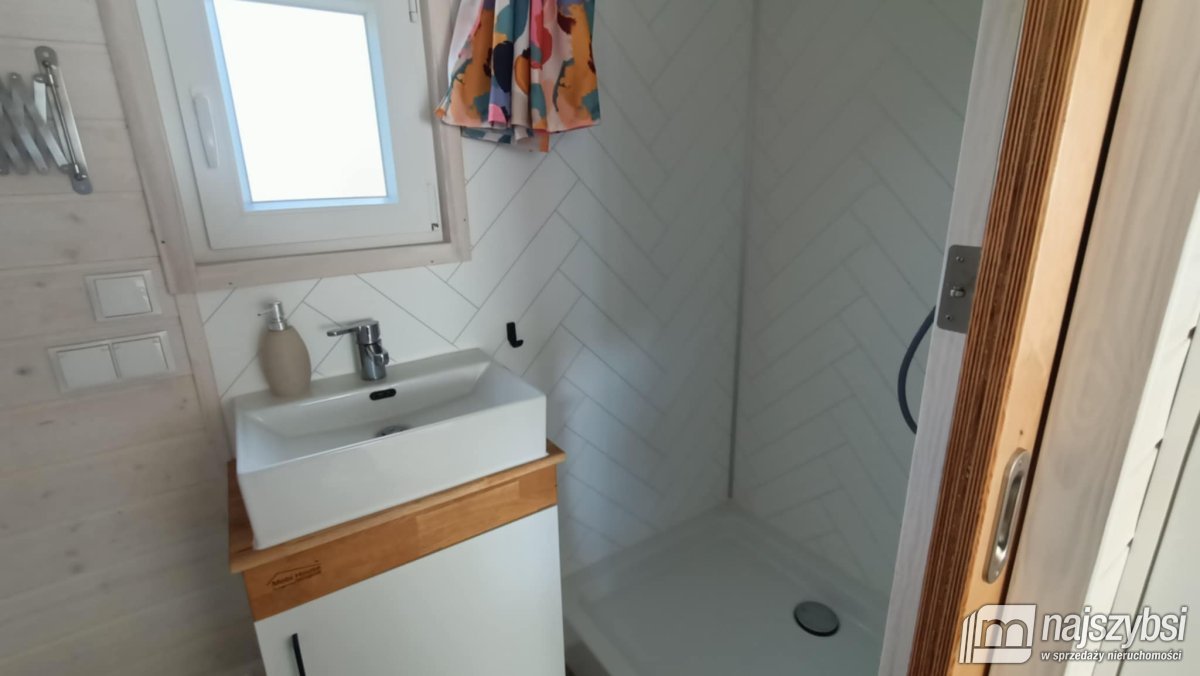 Strzeszów -dwa domki letniskowe 50m od jeziora (9)