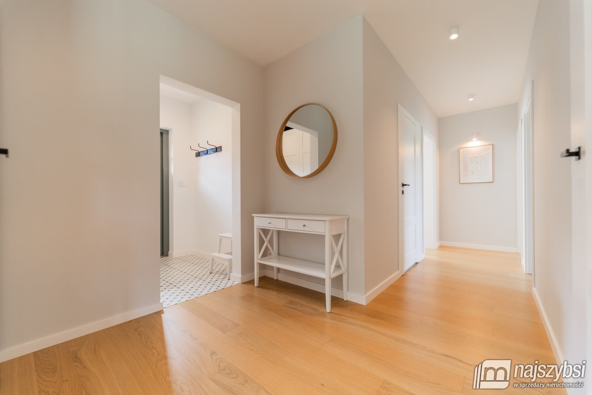 Goleniów- nowy, nowoczesny, inteligentny dom  (10)