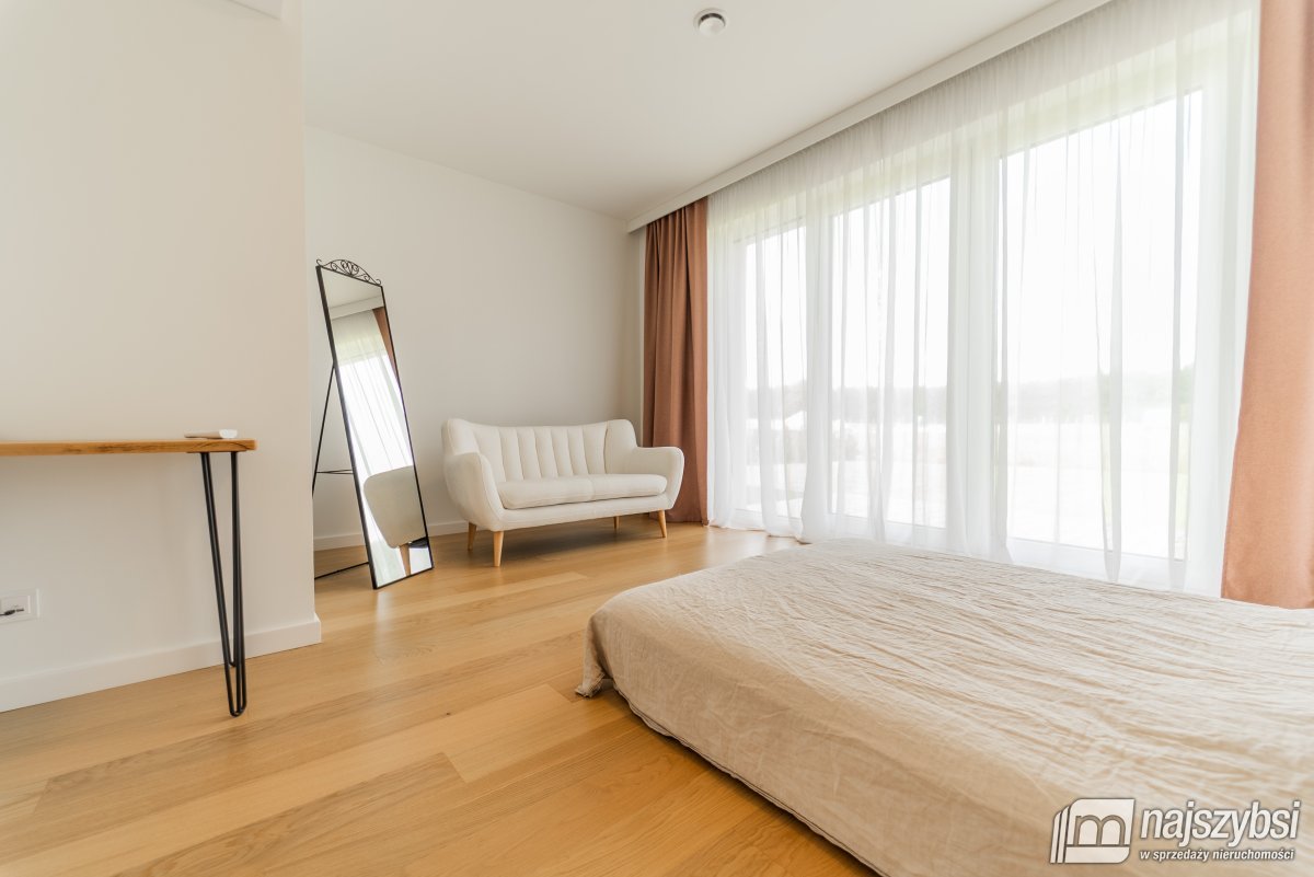 Goleniów- nowy, nowoczesny, inteligentny dom  (12)