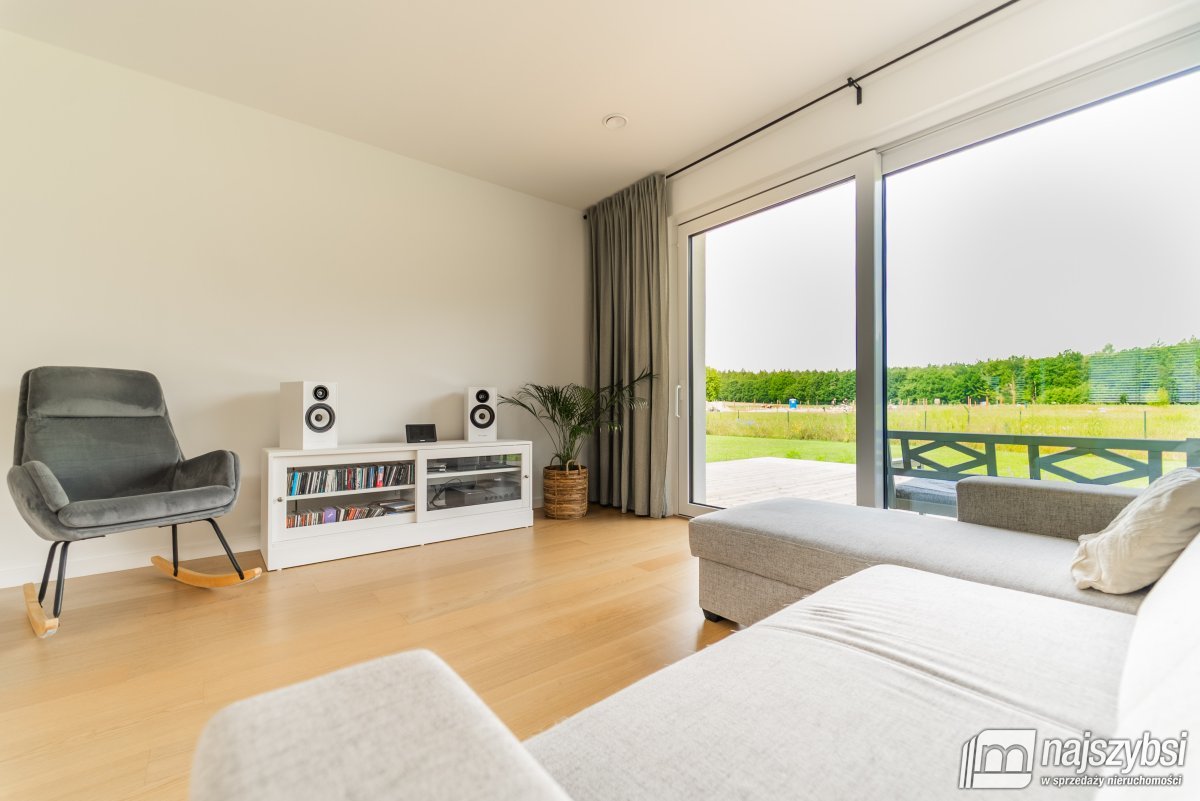 Goleniów- nowy, nowoczesny, inteligentny dom  (18)