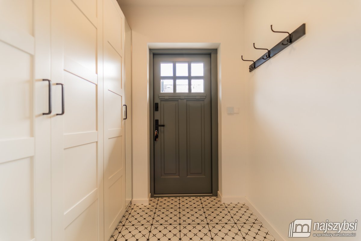 Goleniów- nowy, nowoczesny, inteligentny dom  (19)