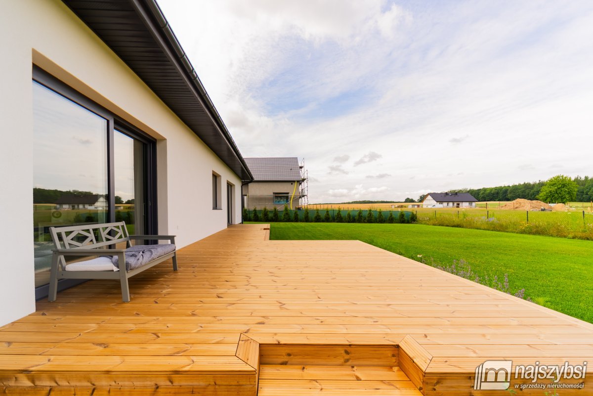 Goleniów- nowy, nowoczesny, inteligentny dom  (23)