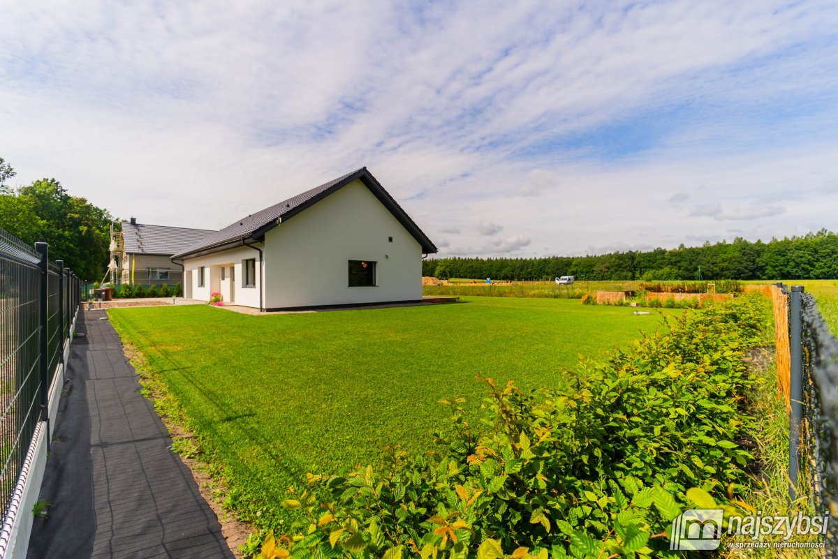 Goleniów- nowy, nowoczesny, inteligentny dom  (25)