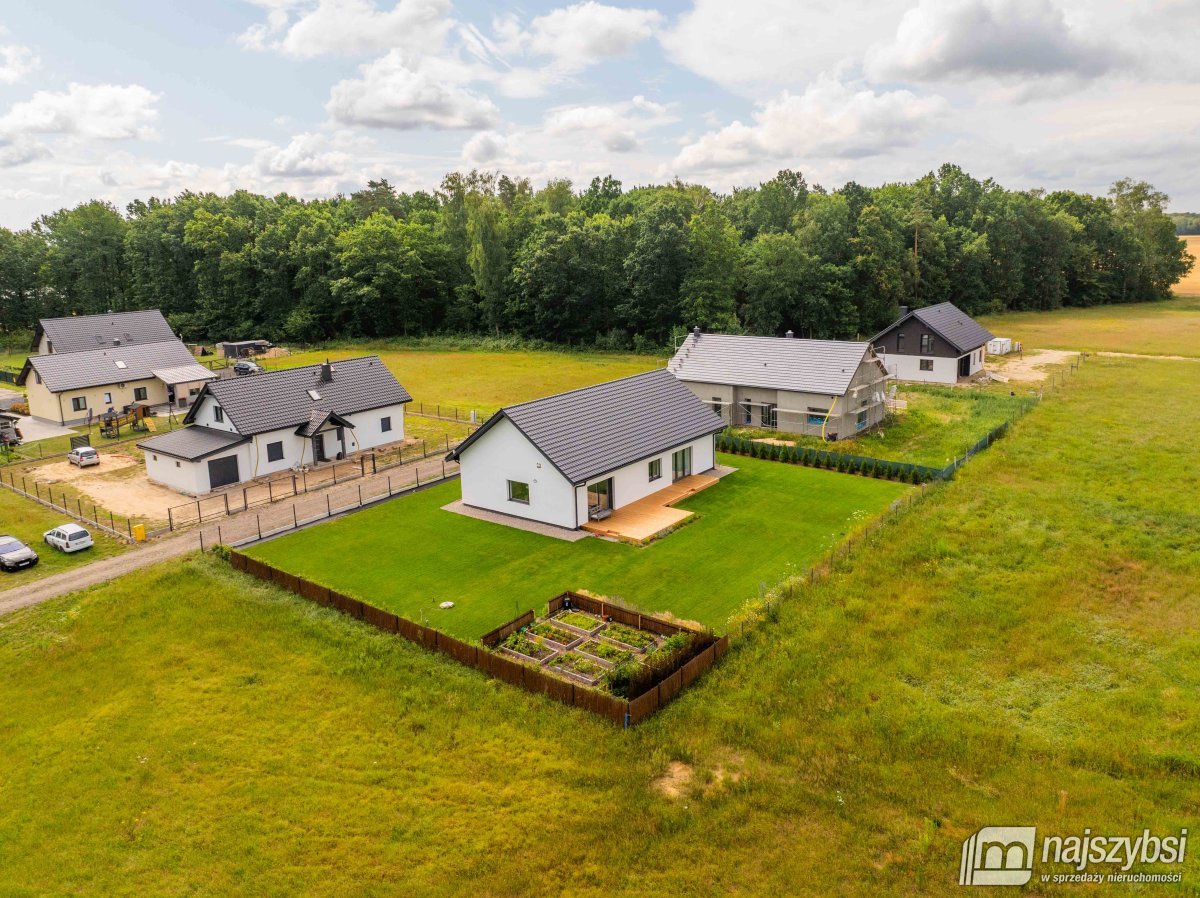 Goleniów- nowy, nowoczesny, inteligentny dom  (31)