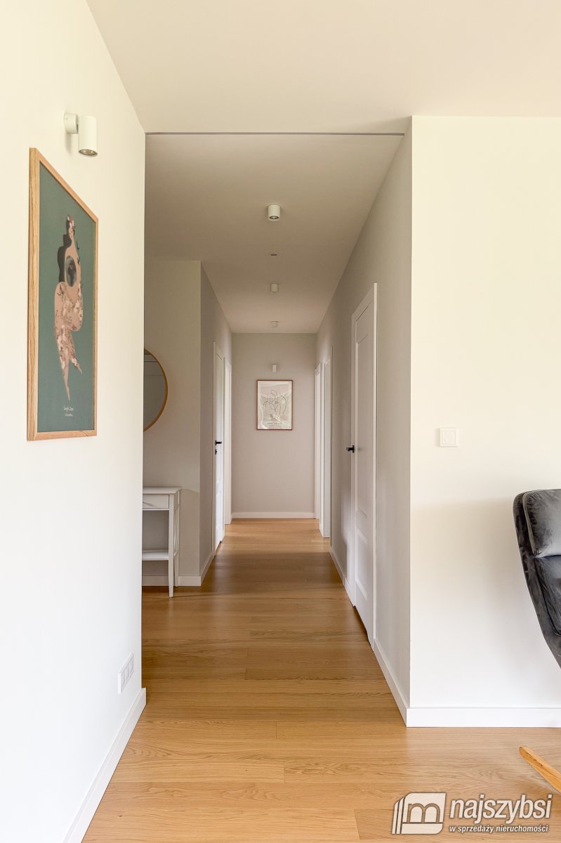 Goleniów- nowy, nowoczesny, inteligentny dom  (9)