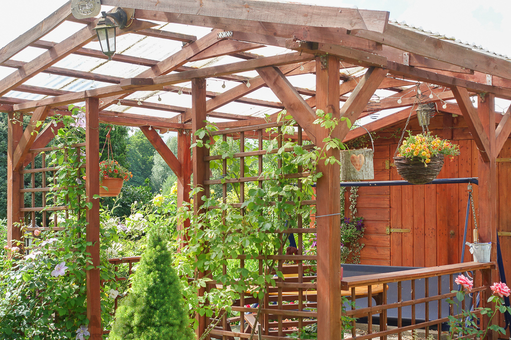 Dom dwurodzinny na uboczu działka 3340 m2 (12)