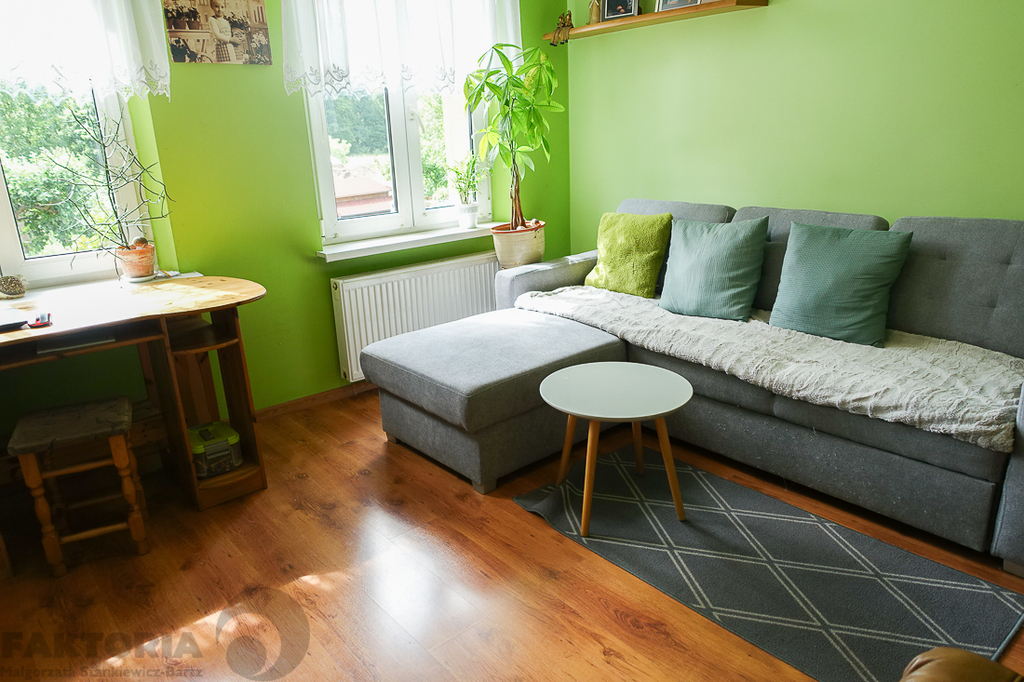 Dom dwurodzinny na uboczu działka 3340 m2 (4)