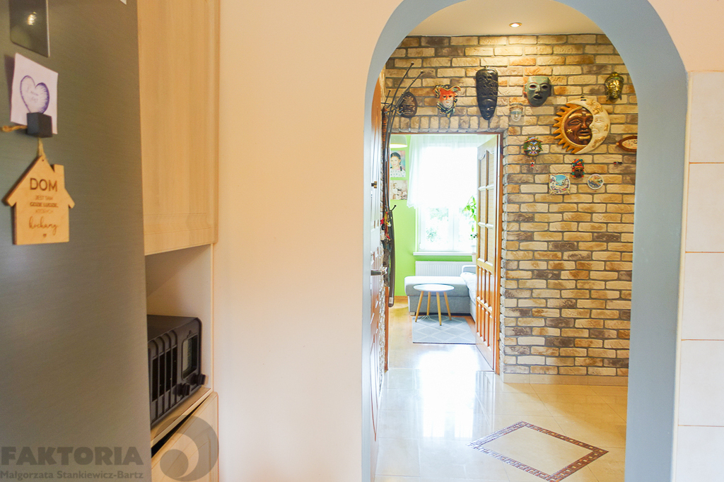 Dom dwurodzinny na uboczu działka 3340 m2 (5)