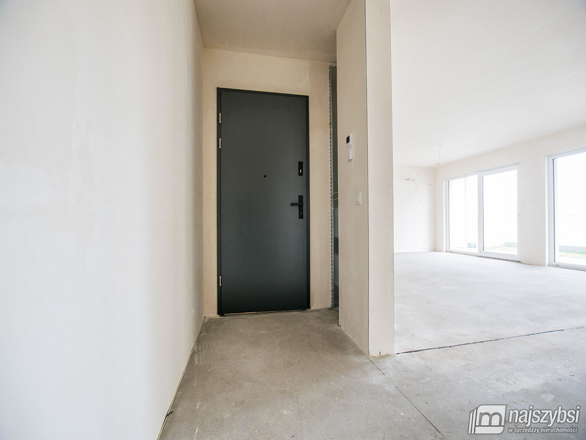 Szczecin - 4-pokojowy apartament nad Odrą (10)