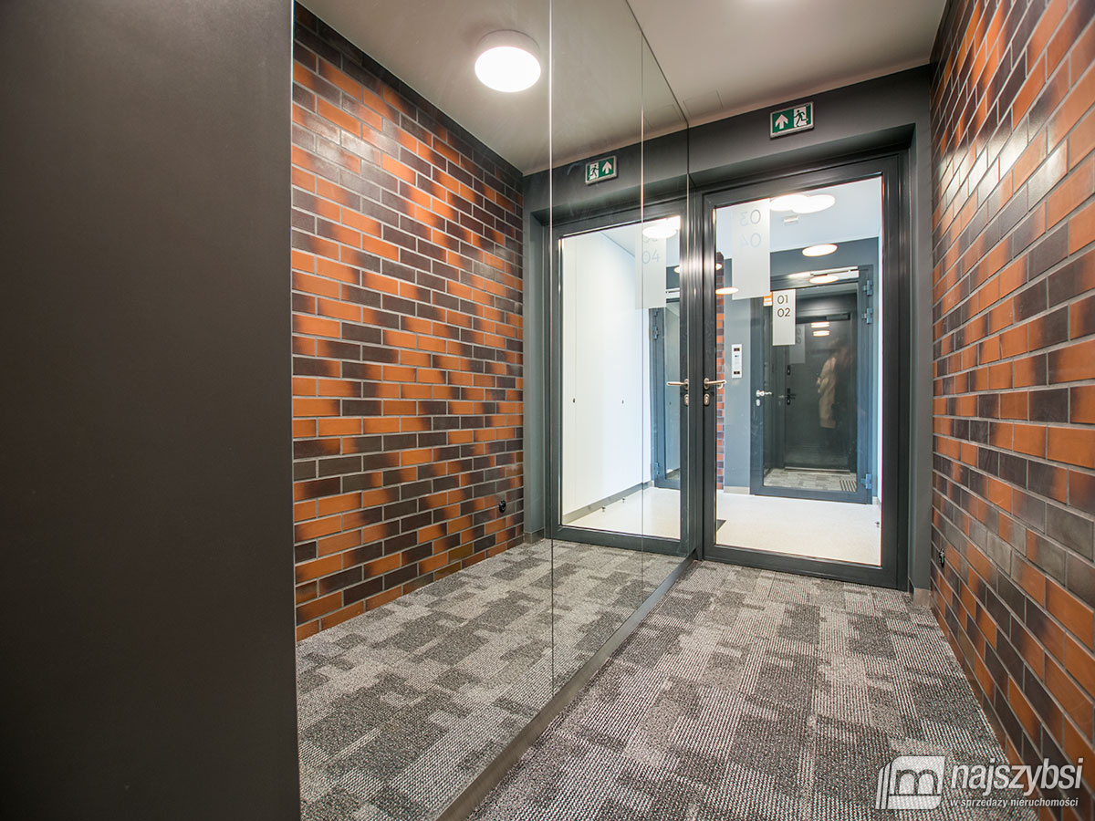 Szczecin - 4-pokojowy apartament nad Odrą (18)