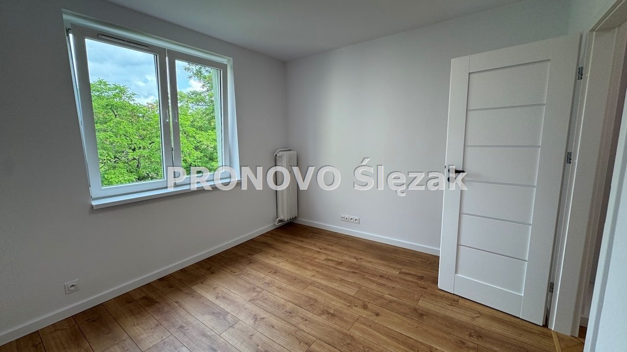 Luksusowe 2 pokoje z balkonem i zielenią ul.Zdrowa (10)