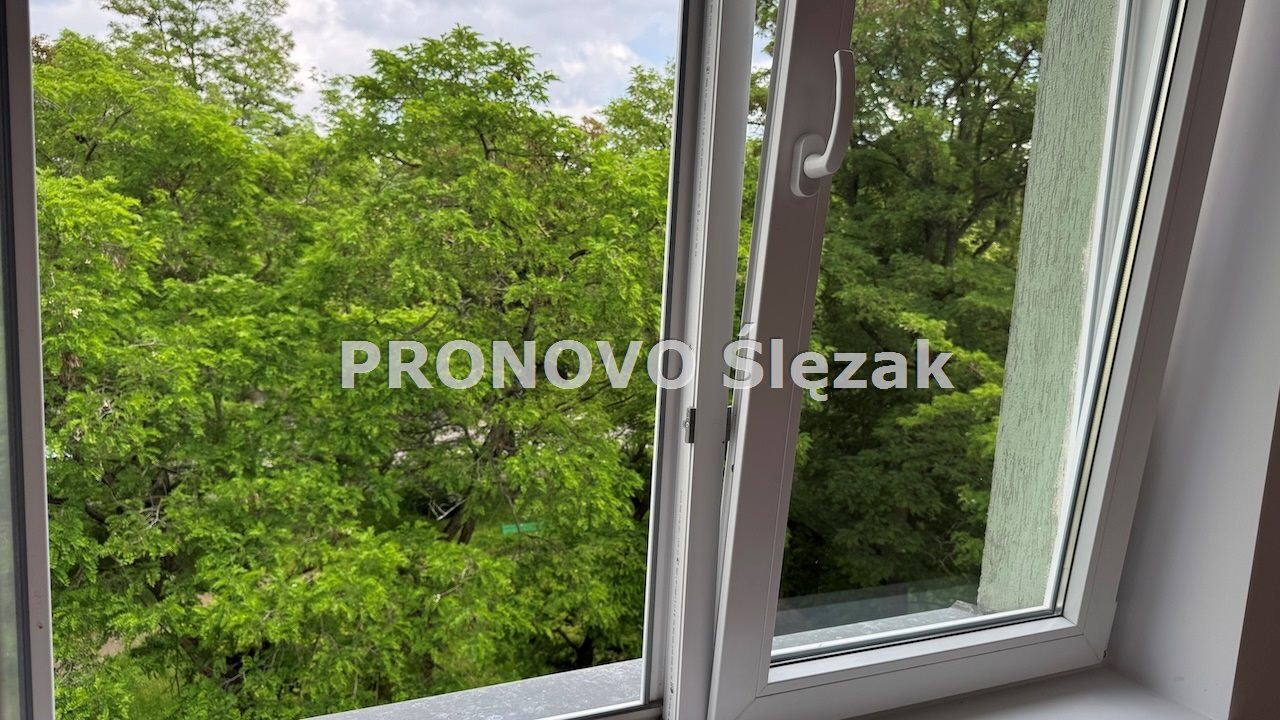 Luksusowe 2 pokoje z balkonem i zielenią ul.Zdrowa (12)