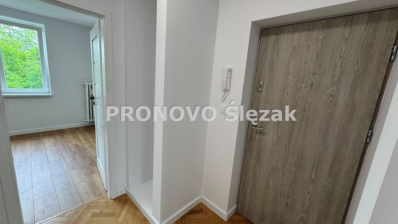 Luksusowe 2 pokoje z balkonem i zielenią ul.Zdrowa (9)