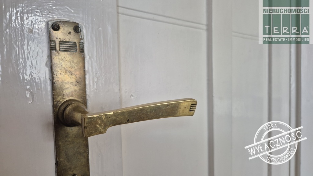 Piękny lokal w kamienicy. (10)