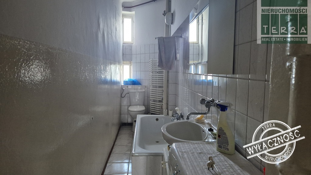 Piękny lokal w kamienicy. (11)